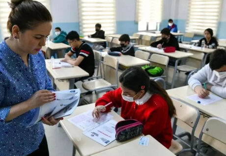 Sınava Girmeyen Öğretmenlere 4 Yıl Ceza Verilecek